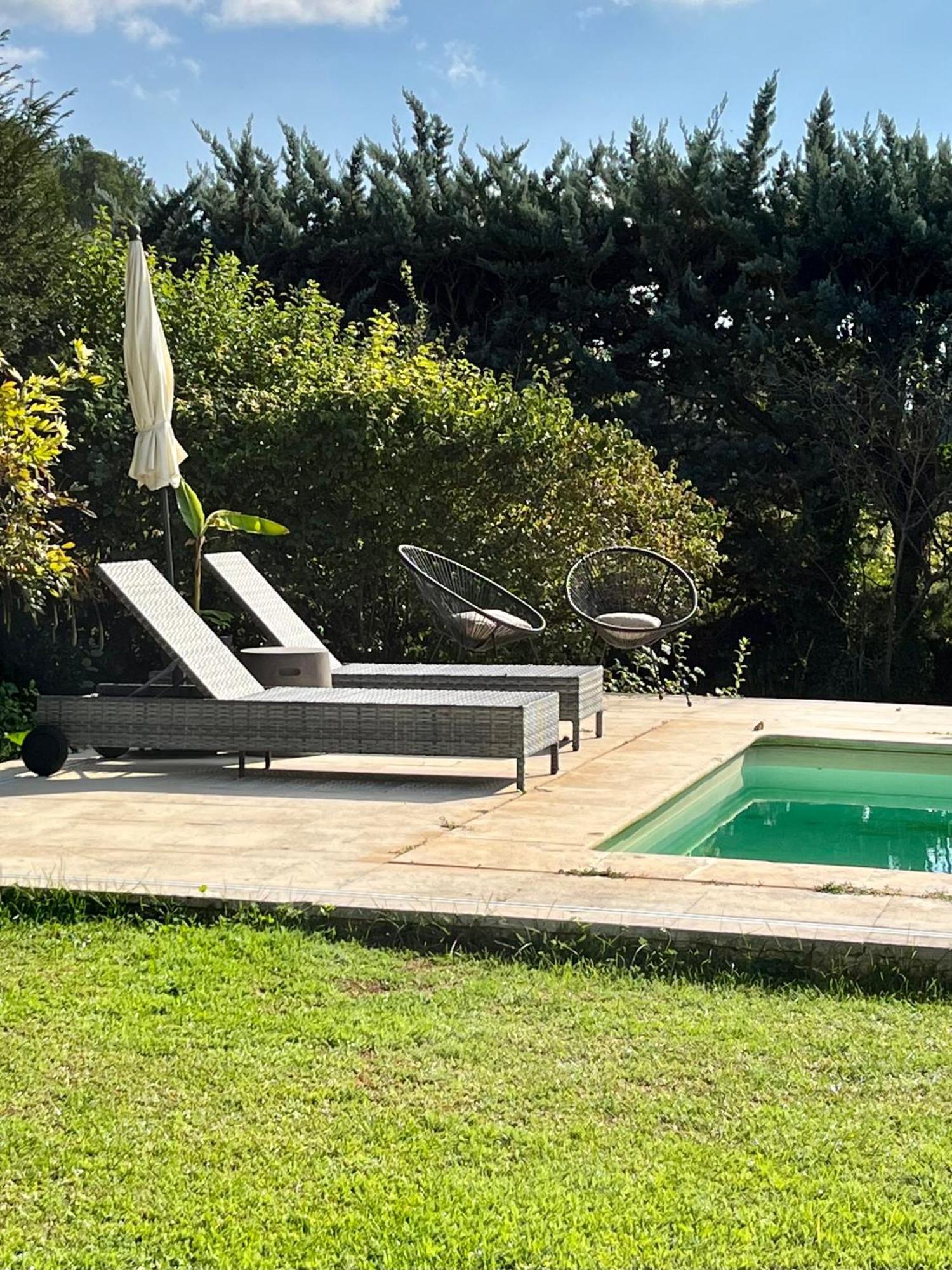 Charmante Maisonnette Avec Jardin Et Piscine *